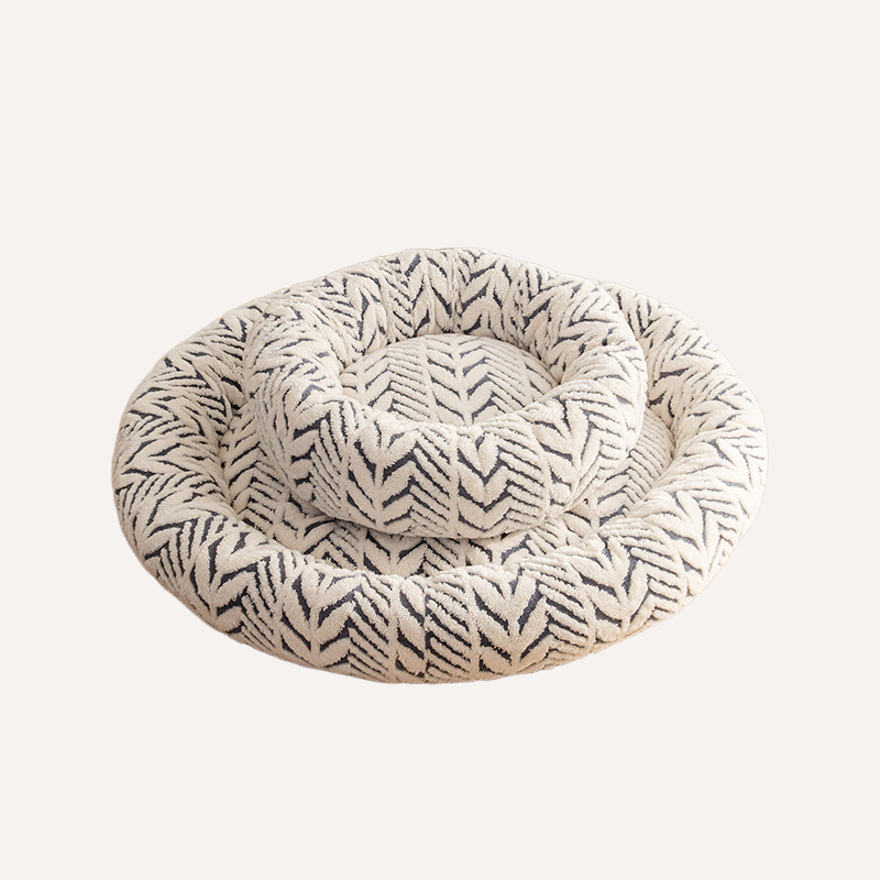 Plush Pet Bed - Image 1